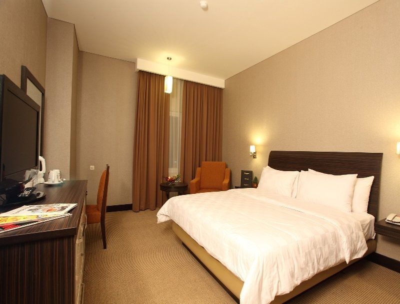 Swiss-Belhotel Kendari Habitación foto